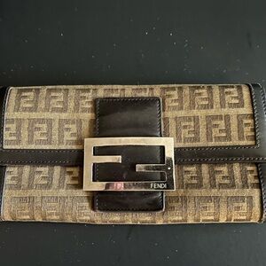 VINTAGE Authentic Fendi Zucchino Canvas Long Wallet Brown and Beige